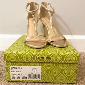 Gold Gianni Bini Heels